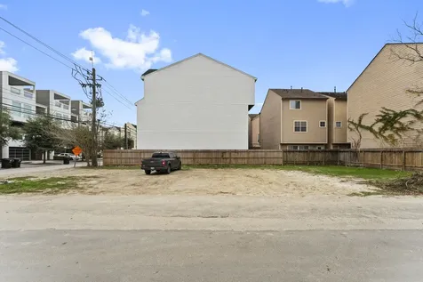5807 Katy Street Houston TX 77007