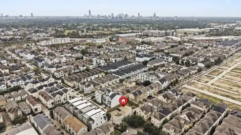5807 Katy Street Houston TX 77007