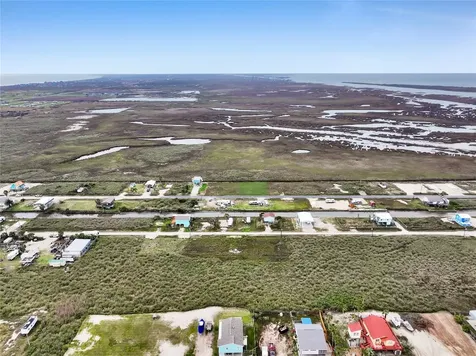 1177 N Tinkle Lane Crystal Beach TX 77650