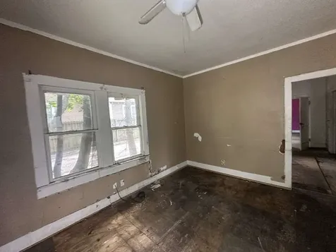 107 Electra Street Longview TX 75602