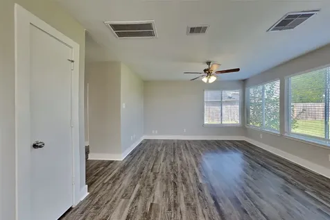 5150 Summit Lodge Drive Katy TX 77449