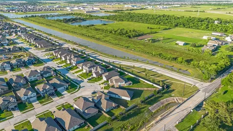 2446 Palisade Crest Drive Rosharon TX 77583