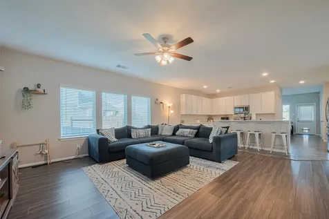 2446 Palisade Crest Drive Rosharon TX 77583
