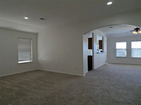 5618 Savannah Woods Lane Rosharon TX 77583