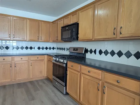 5618 Savannah Woods Lane Rosharon TX 77583