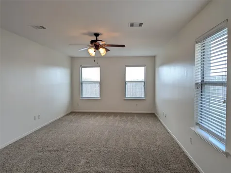 5618 Savannah Woods Lane Rosharon TX 77583