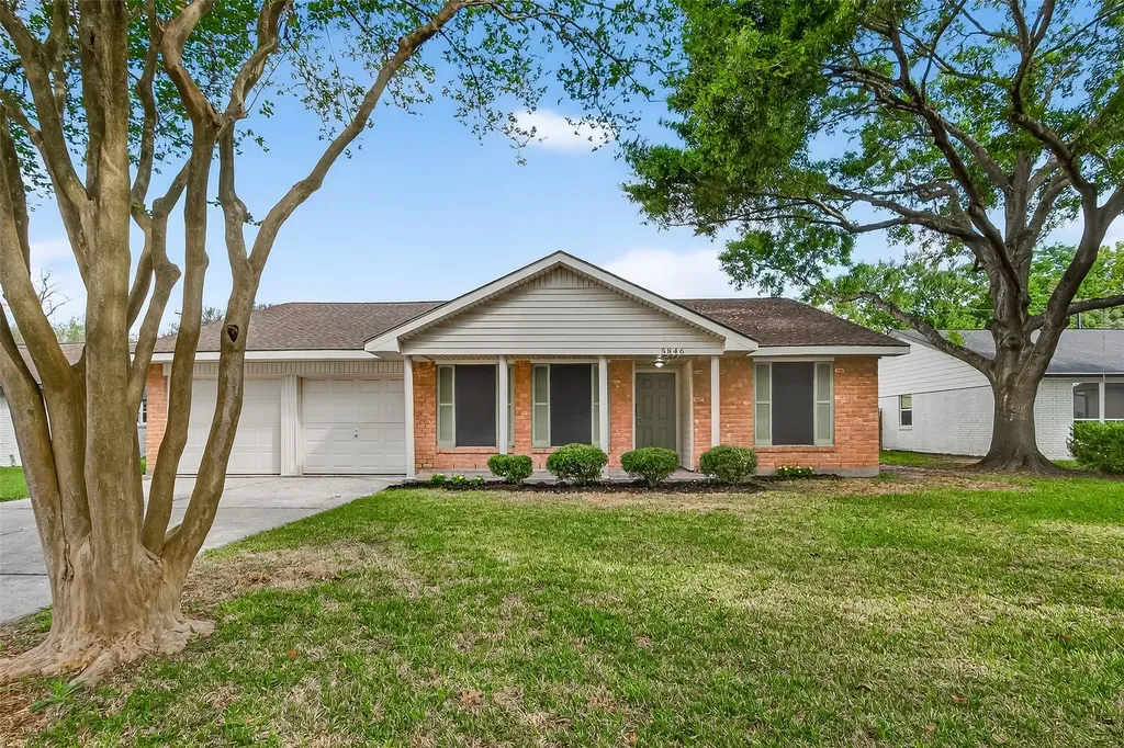 5846 Duxbury Street Houston TX 77035
