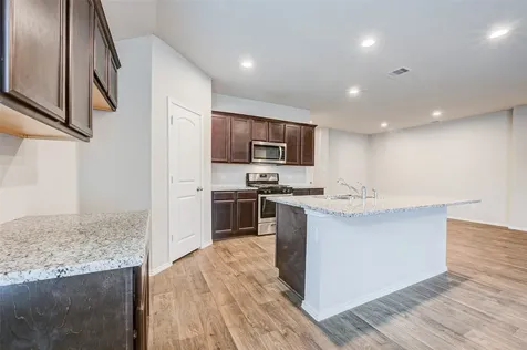 13989 Leigh Lake Lane Conroe TX 77384