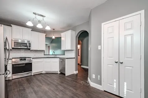 8515 Holly Spring Lane Baytown TX 77523