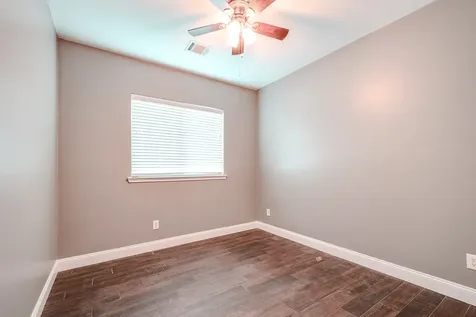 8515 Holly Spring Lane Baytown TX 77523