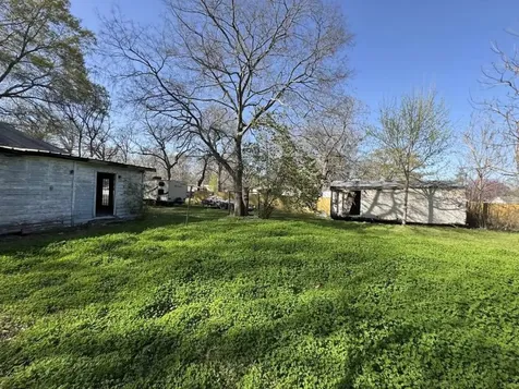 332 Houston Street Maud TX 75567