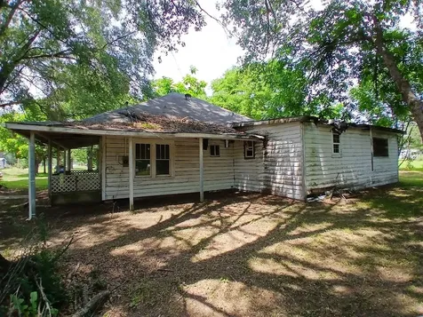 332 Houston Street Maud TX 75567