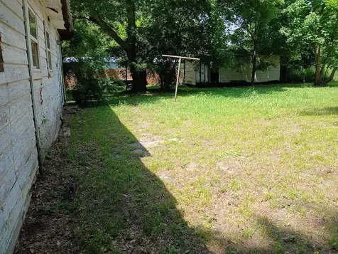 332 Houston Street Maud TX 75567