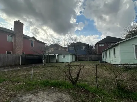 2543 Bevis Street Houston TX 77008