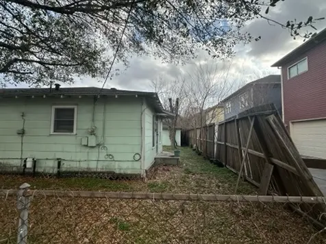 2543 Bevis Street Houston TX 77008
