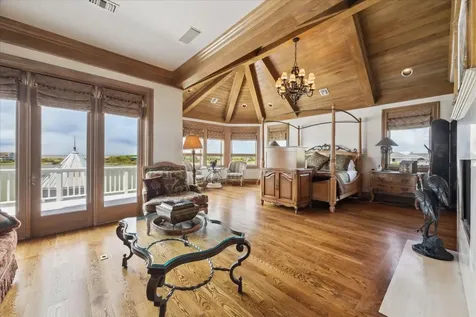 13415 Jibstay Court Galveston TX 77554