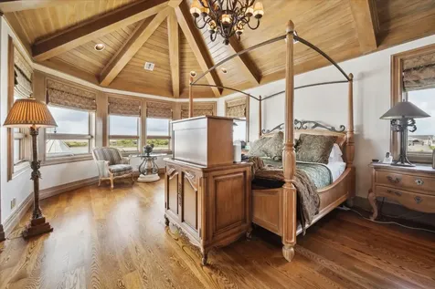 13415 Jibstay Court Galveston TX 77554