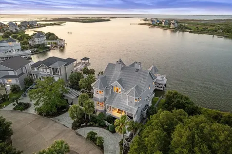 13415 Jibstay Court Galveston TX 77554