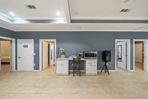 90 County Road 3563 Cleveland TX 77357