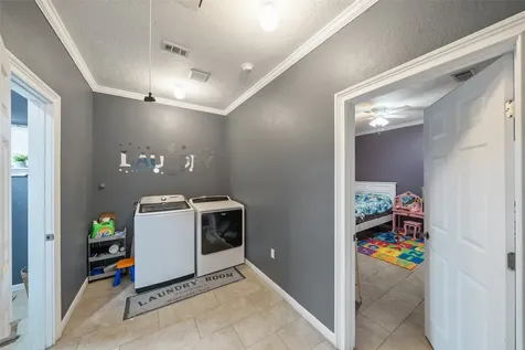90 County Road 3563 Cleveland TX 77357