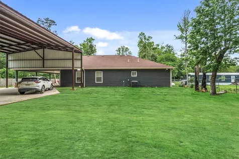 90 County Road 3563 Cleveland TX 77357