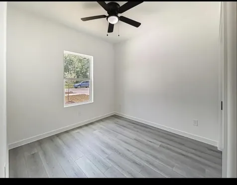 8614 Peach Tree Street B Houston TX 77016