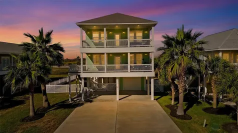 4027 Silver Reef Court Galveston TX 77554