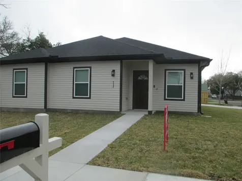 217 Miriam Street Baytown TX 77520