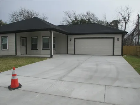 217 Miriam Street Baytown TX 77520