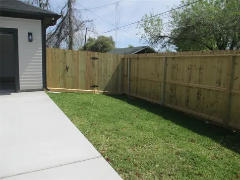 217 Miriam Street Baytown TX 77520