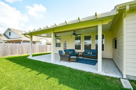 1302 Oregon Street La Porte TX 77571