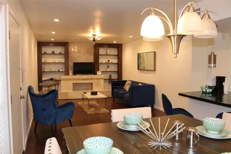 5343 Richmond Avenue 26 Houston TX 77056