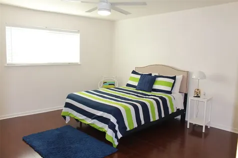 5343 Richmond Avenue 26 Houston TX 77056