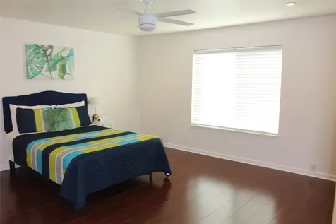 5343 Richmond Avenue 26 Houston TX 77056