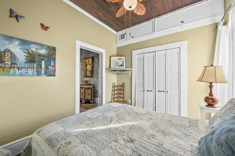 1211 33rd Street Galveston TX 77550
