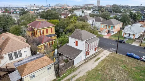 1211 33rd Street Galveston TX 77550