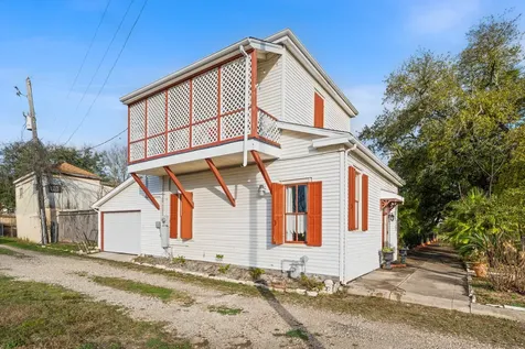 1211 33rd Street Galveston TX 77550