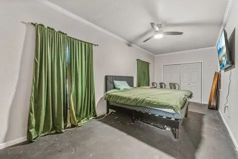 412 Dunnam Avenue Cleveland TX 77327