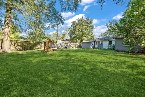 412 Dunnam Avenue Cleveland TX 77327