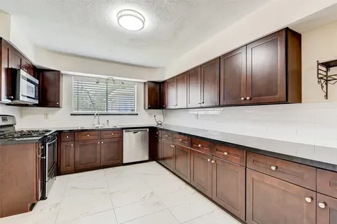 10526 Huntington Way Drive Houston TX 77099