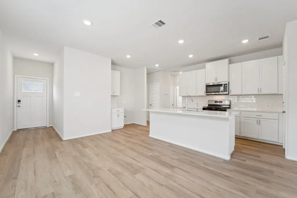 11424 Dark Amethyst Drive Houston TX 77048