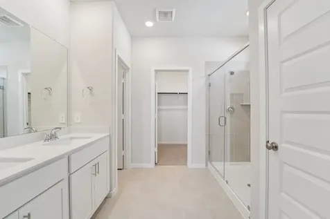 11424 Dark Amethyst Drive Houston TX 77048