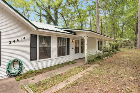 24614 Spruce Huntsville TX 77320