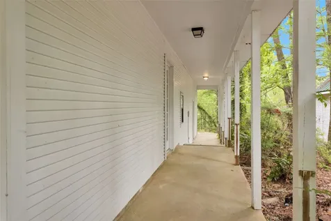 24614 Spruce Huntsville TX 77320