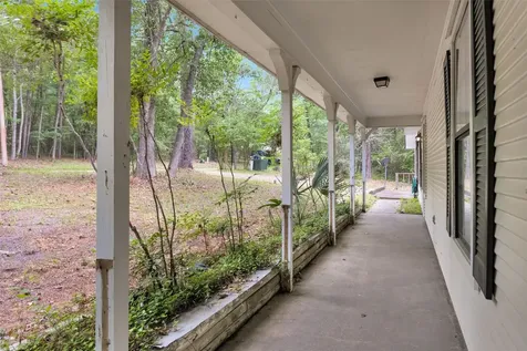 24614 Spruce Huntsville TX 77320