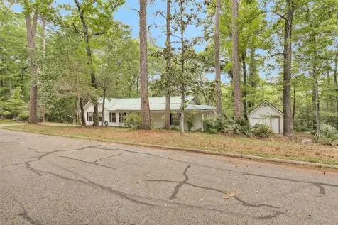 24614 Spruce Huntsville TX 77320