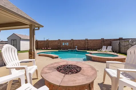 9810 Santa Anita Drive Mont Belvieu TX 77523