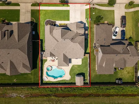 9810 Santa Anita Drive Mont Belvieu TX 77523