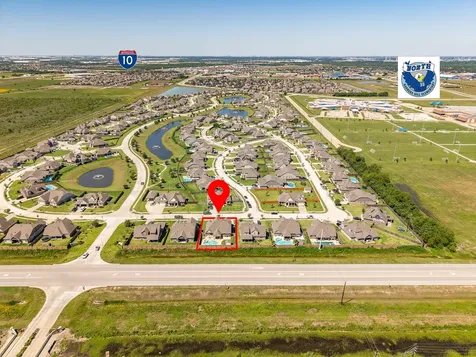 9810 Santa Anita Drive Mont Belvieu TX 77523