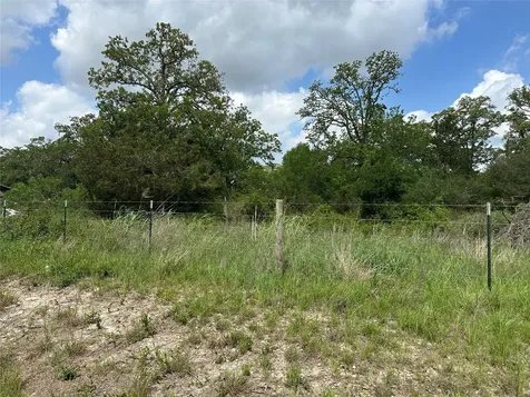 2523 County Road 133 Giddings TX 78942